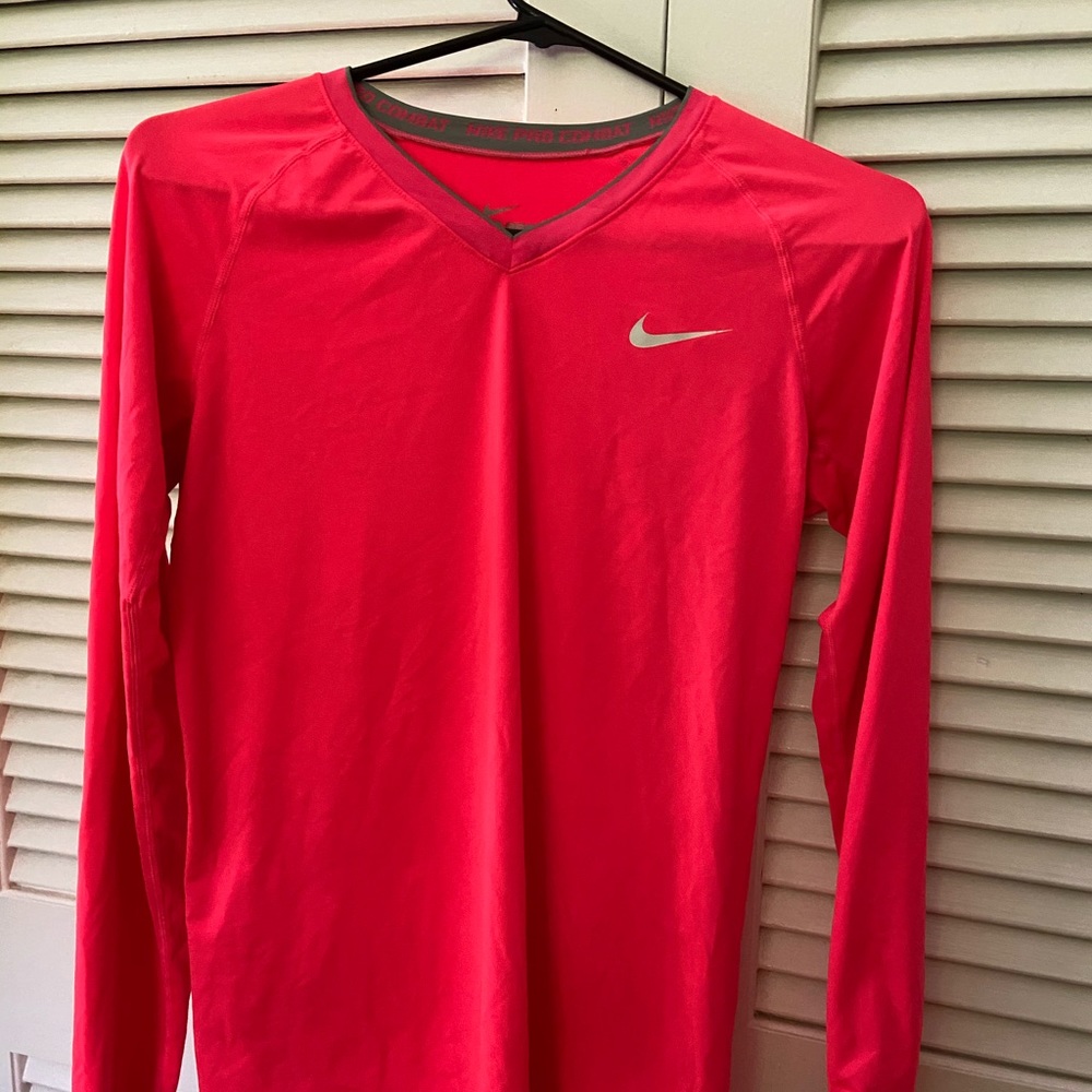 NIKE dri-fit long sleeve